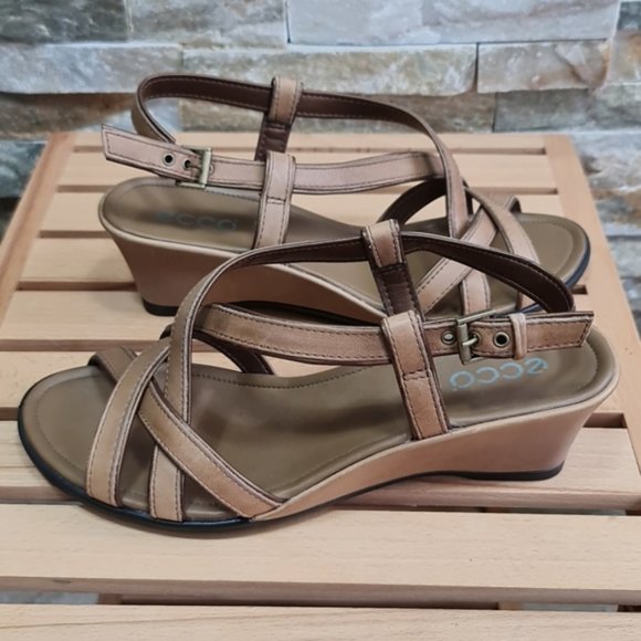 ECCO Supreme Women's Sandal Slingback - Picture 3 of 7